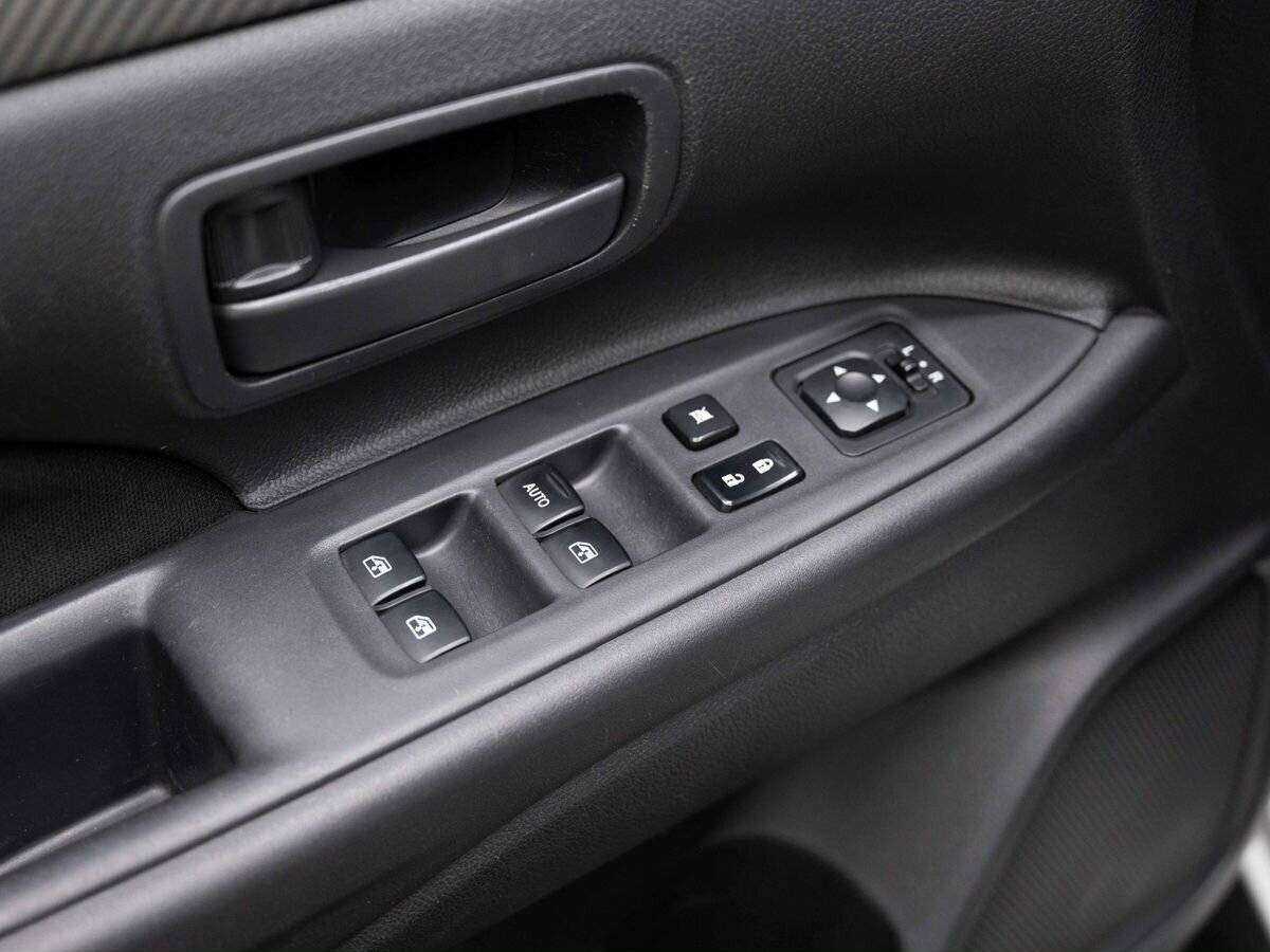 Купить Митсубиши Оутлэндер, 2017, 152 152 км.. Фото: #17