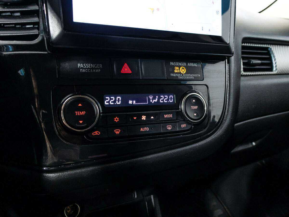 Купить Митсубиши Оутлэндер, 2016, 230 432 км.. Фото: #15