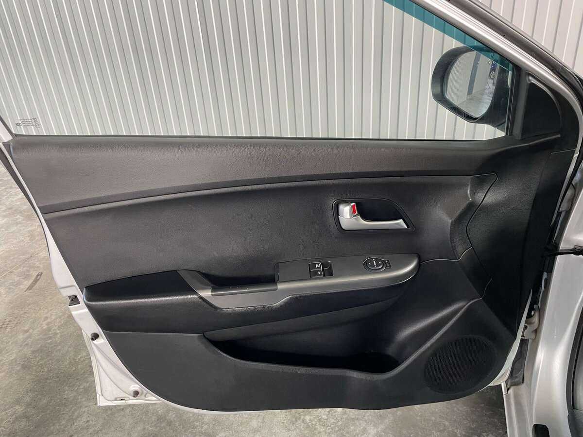 Купить Киа Рио, 2017, 111 506 км.. Фото: #16