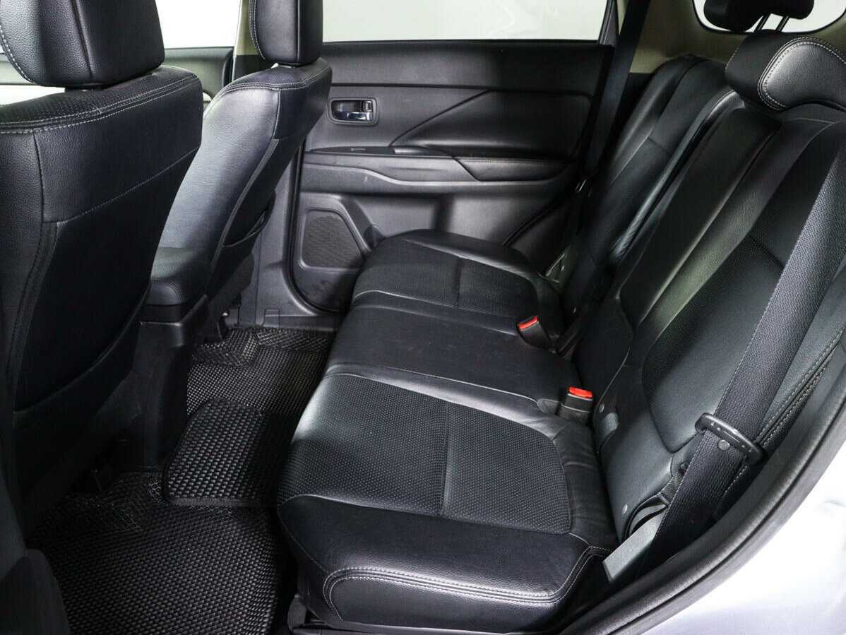 Купить Митсубиши Оутлэндер, 2012, 86 814 км.. Фото: #9