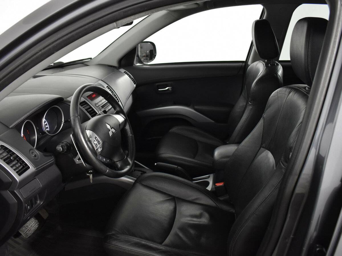 Купить Митсубиши Оутлэндер, 2012, 289 659 км.. Фото: #6