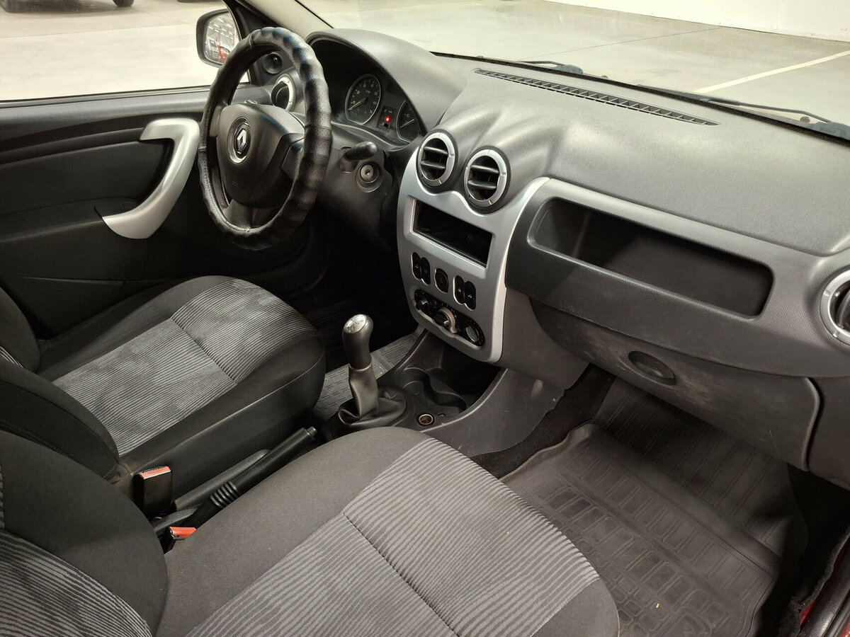 Купить Рено Логан, 2012, 229 112 км.. Фото: #10