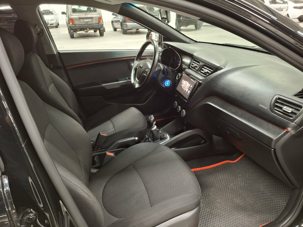 Купить Киа Рио, 2016, 179 131 км.. Фото: #10