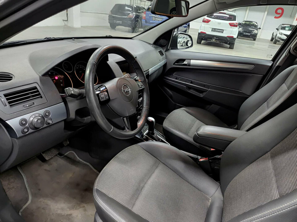 Купить Опель Астра, 2012, 176 000 км.. Фото: #15